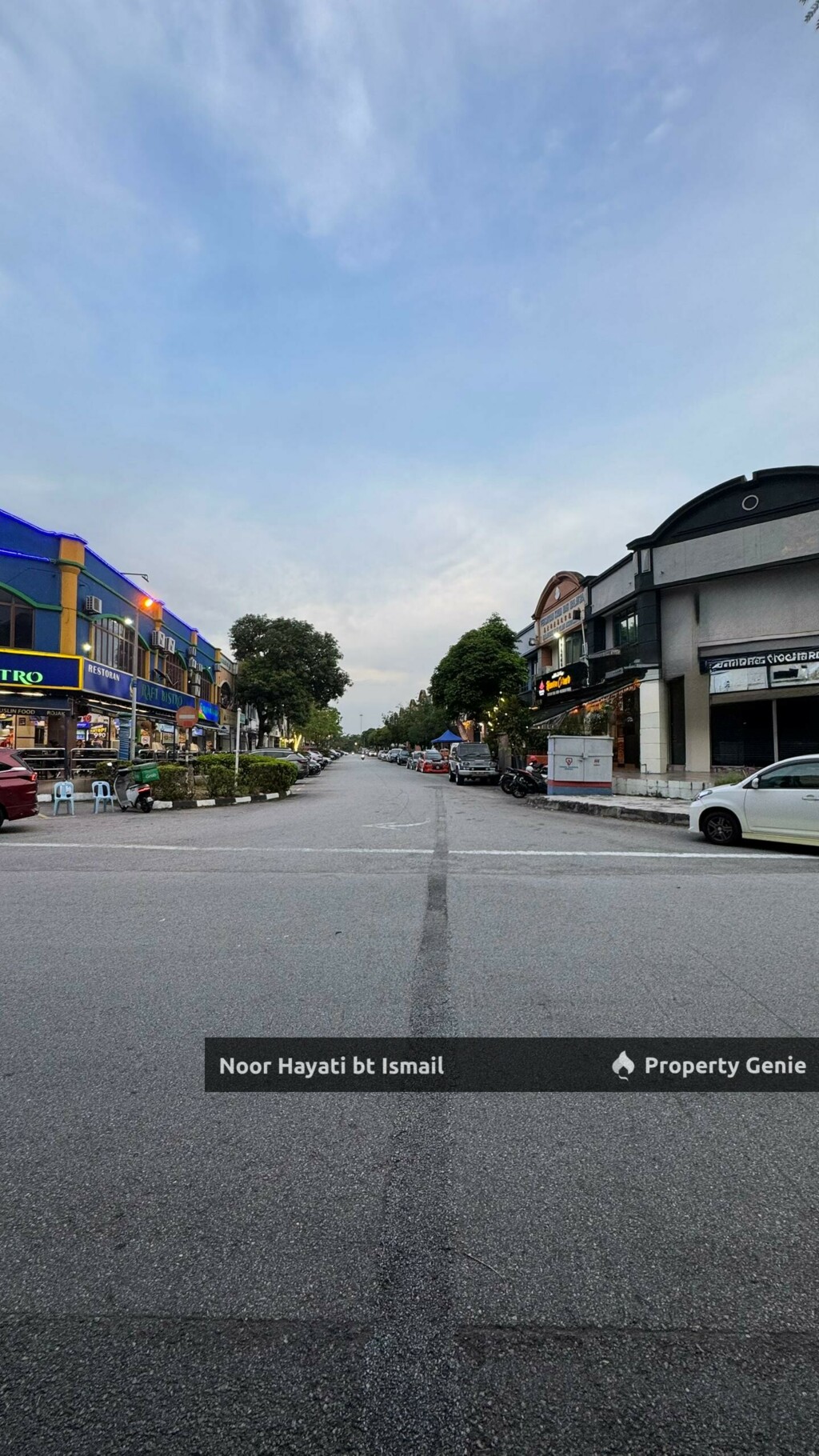 Shah Alam, Sect 13, 2sty Cornet Lot Shoplot for Rent RM20k