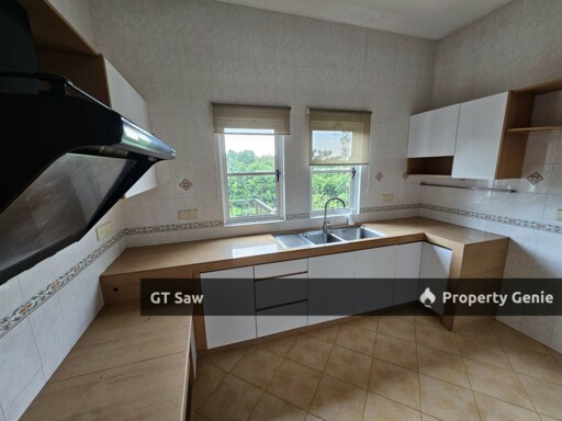 Peaceful 2.5 Storey Bungalow Bangi Golf Resort For Rent