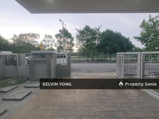 Saron 1 - Partial Furnished 2-Storey Terraced For Sale near Setia City Mall
