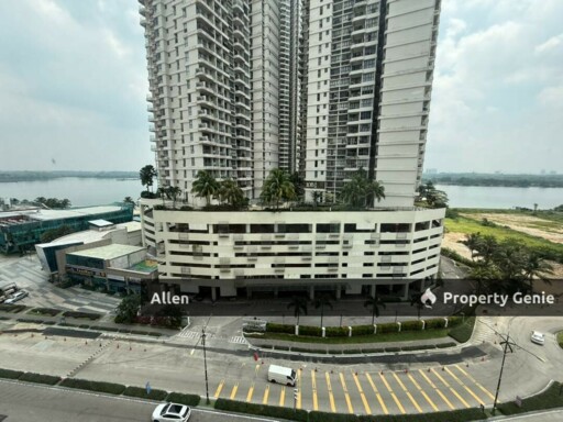 Amberside @ Country Garden Danga Bay – Studio with Sea View
