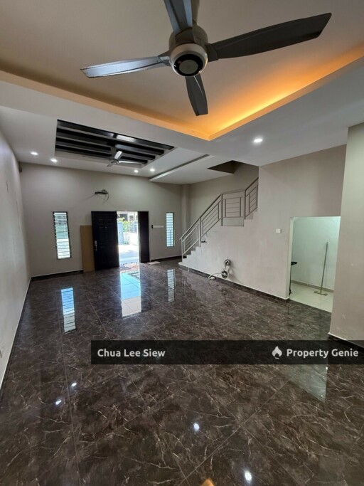 🏡 FOR SALE – 𝑭𝒖𝒍𝒍𝒚 𝑹𝒆𝒏𝒐𝒗𝒂𝒕𝒆𝒅 𝑫𝒐𝒖𝒃𝒍𝒆 𝑺𝒕𝒐𝒓𝒆𝒚 𝑻𝒆𝒓𝒓𝒂𝒄𝒆 𝑯𝒐𝒖𝒔𝒆 @ Bandar Putra Kulai, Johor