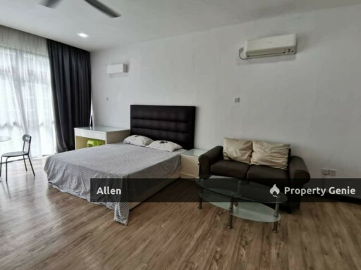 Palazio Mount Austin Studio Ready Now! Fully Furnished Studio with Carpark