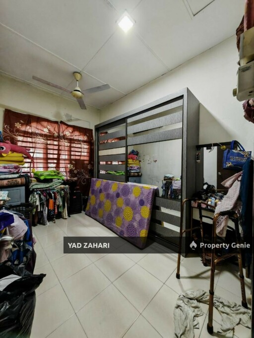 Kampung Lombong, Shah Alam | 1-Storey Terrace 3 Bedrooms | RM339K - Extended Kitchen and Malay Reserve