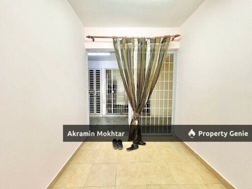 Fully Renovated & 1 Covered Parking | Lakeview Apartment Taman Jasa Perwira, Batu Caves