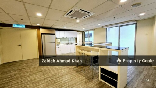 KL CITY CENTER OFFICE FOR RENT NEAR MRT NEAR PARKING NEAR UNIVERSITY NEAR KG BARU NEAR KL TOWER OFFICE FOR RENT PARTLY FURNISHED OFFICE SUITABLE FOR CUSTOMER SERVICE