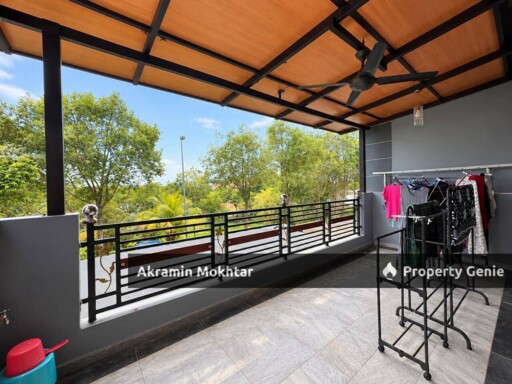 Freehold, Facing Open & Renovated | 2.5 Storey Terrace Maya Height, Bandar Seri Alam, Masai, Johor Bharu