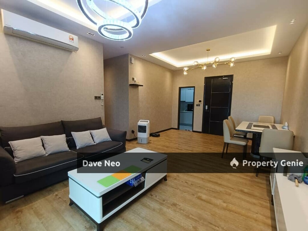 D'Summit Residence @ Kempas Utama • Private Lift