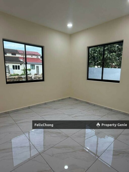 Johor Jaya 2 Sty Low Cost Corner Lot,Jalan Seroja,Johor Bahru,Renovated