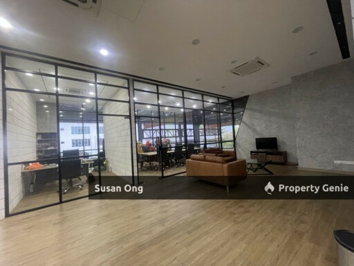 Sale-Semi D factory-fully covered-150amp