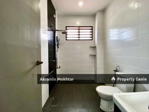 Freehold, Partially Furnished & Renovated | Double Storey Bungalow Sg Merab Desa Villa Idaman, Bangi Kajang