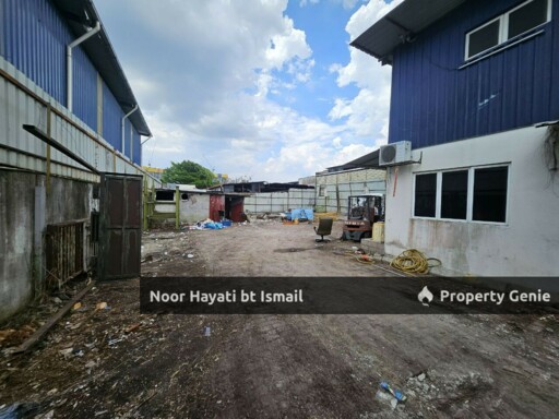 WTL/ FOR RENT  Vacant Land with office + cabin @ Kg Cheras Baru KL