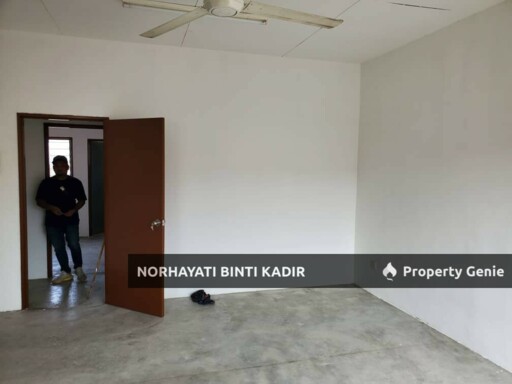 DOUBLE STOREY TERRACE LORONG SERI MAHKOTA AMAN 26, KUANTAN