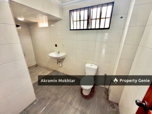 Freehold, Renovated & Extended | 2 Storey Terrace Jalan Pending Bandar Puteri Klang Selangor