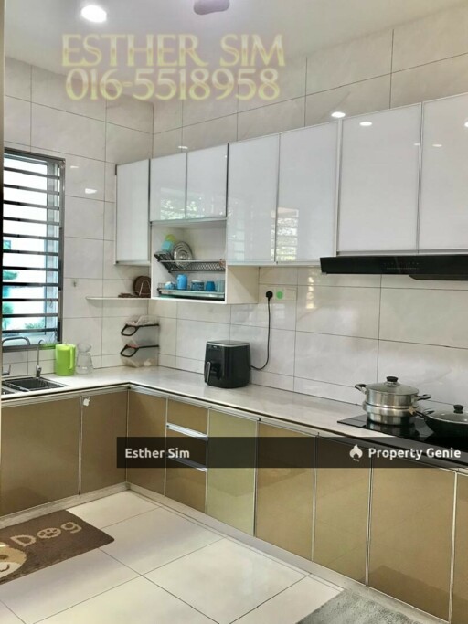 With Private Lift | 3.5-Storey Luxury Terrace @  Taman Vila Oren, Jalan Song Bang Kheng