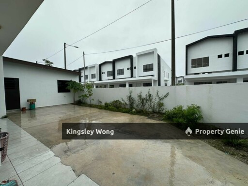 Sunland Residences,Ipoh Triple Storey Corner Semi D Gated Guarded Next to Ipoh Township Area