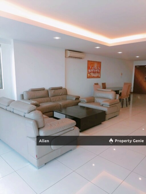 Molek Pine 2 @ Taman Molek – Spacious Resort-Style Living