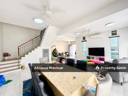 Freehold, Corner Lot & Renovated | Double Storey Camellia Serene Heights 1, Semenyih