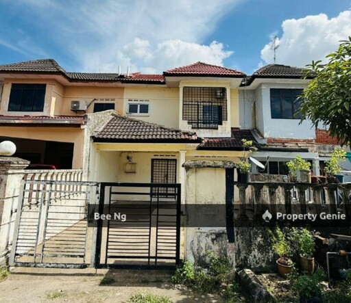 Bandar Selesa Jaya/double storey
