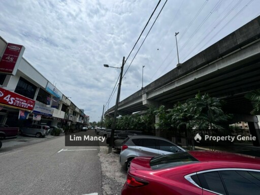 Taman Sentosa @ Jalan Sutera / Double Storey Shoplot / Facing Main Road /