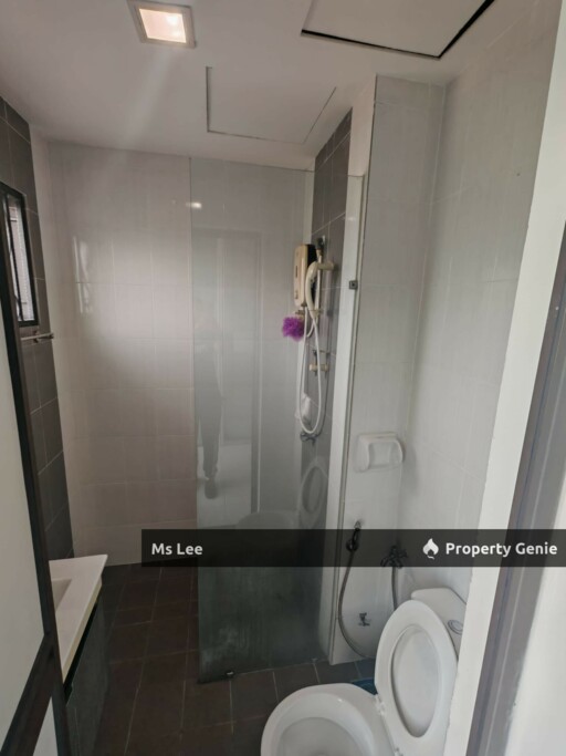 T-Parkland Condo @ Templer Park Resort , Rawang - Level 12 Greenery View - Sale Below Bank Value Rm70k