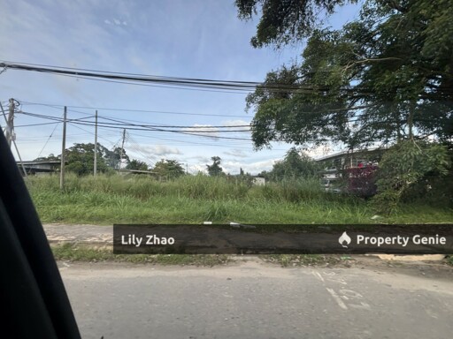 Papar Commercial Land for Rent, Road Side, Corner Lot 8,000 sqft, Papar Square, Papar, Sabah.