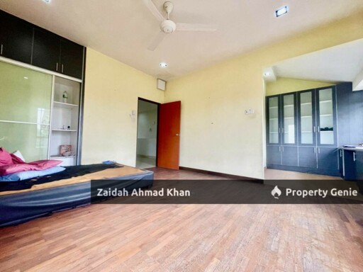 Taman Prima Tropika Seri Kembangan Corner Lot House For Sale