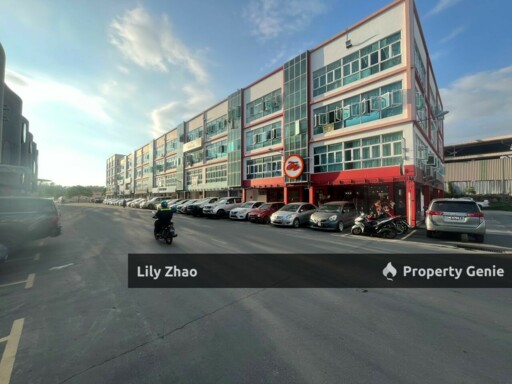 2 Storey Semi Detached Warehouse / Showroom / Office for Sale, 2,400 Sf, Golden Hill, Inanam