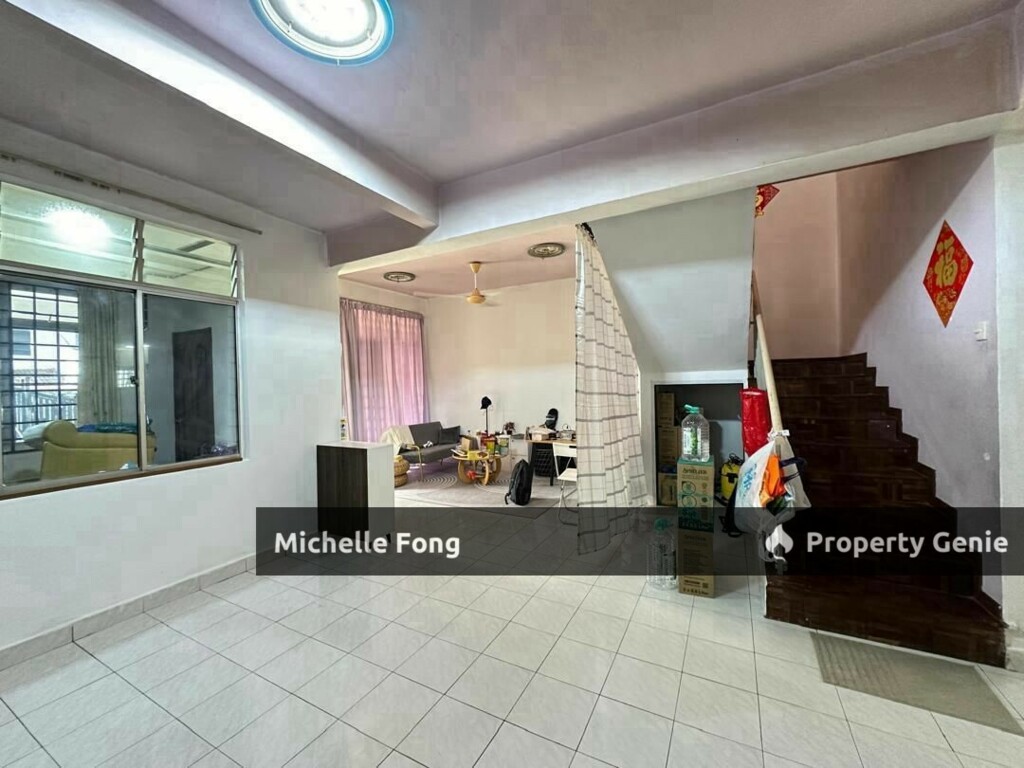 Taman Puteri Wangsa @ Jalan Kembia / Ulu Tiram / Double Storey Terrace 22x70 / Full Loan