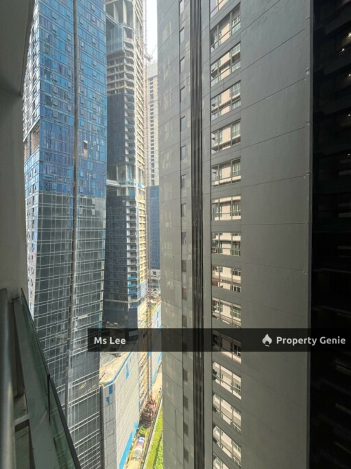 The Pearl @ KLCC-Level 27 Private lift-Sale Below Bank Value Rm180k