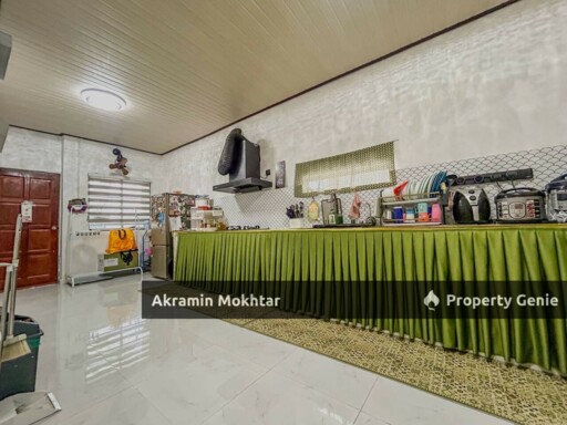 Fully Renovated & Fully Extended | Semi D Single Storey Taman Indah Puteri, Sepang.