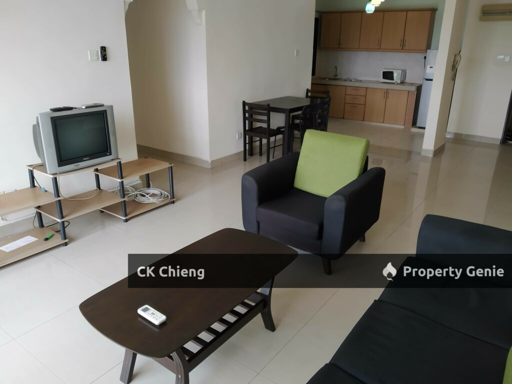 Suriamas Condo Rent, 4 Rooms Partly Furnished, Bandar Sunway PJS10