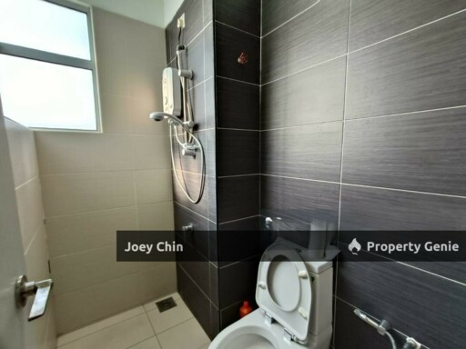 Manhattan SOVO@Austin Heights, High Floor, Tenanted & Income-Generating Unit!-5% Rental Yield | 646 Sqft | Strata Title | International Lot | RM 340K Only