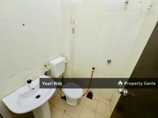 Storey Terrace Jalan Tanjung Sauh Seksyen 30, Shah Alam Selangor