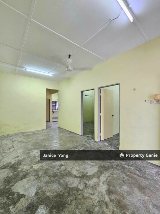 Taman Johor Jaya Jalan Anggerik
