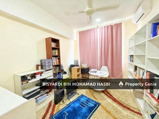 Freehold Open Title, Facing Open 2 Storey Bungalow Taman Senawang Perdana, Senawang N9.