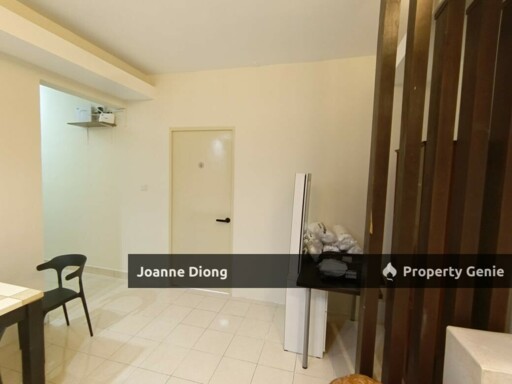 Suriamas Condo