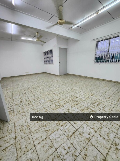Taman Pelangi Semi-D Johor Bahru, Freehold 3780 Sqft