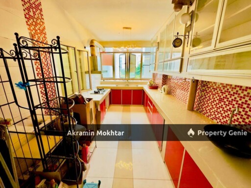 Corner Unit, Renovated & 2 Covered Parking | Sunway Suriamas Condominium, Bandar Sunway Selangor