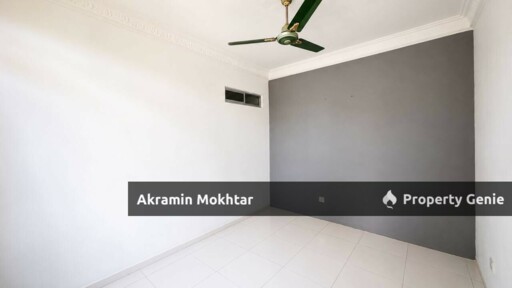 Corner Unit & 1 Parking | Lakeview Apartment,  Taman Jasa Perwira, Batu Caves / Gombak