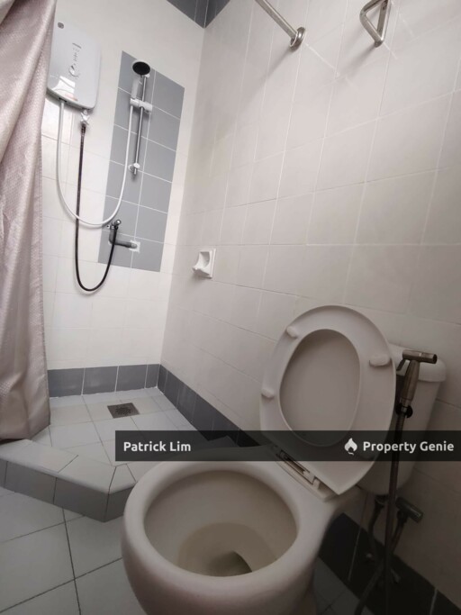 Costa Mahkota (Quite Room) 2-Bedroom Unit For Rent