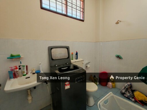 Ayer Keroh 2 Storey Corner Lot For Sale