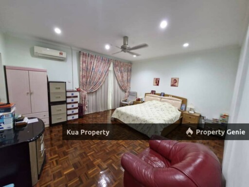 For Sale! BELOW MARKET VALUE! Double Storey Semi Detached House  at Taman Woodland, Stutong