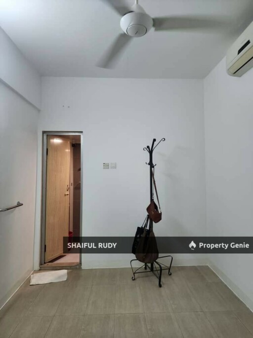 Want to let. Casmaria Apartment Ground Floor, Blok F