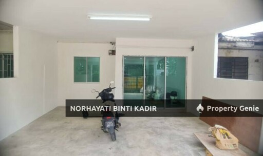 RENOVATED SINGLE STOREY TERRACE TAMAN TAS, KUANTAN