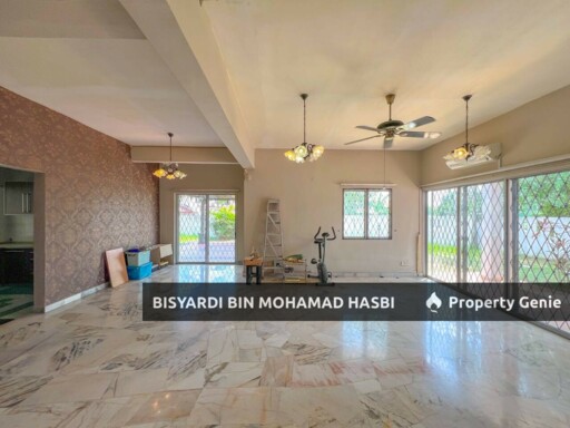 FACING OPEN 2 STOREY CORNER LOT, JALAN PALADIUM, SEKSYEN 7 SHAH ALAM .