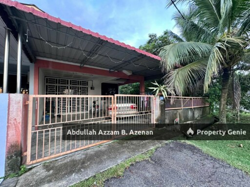 END LOT OPEN FACING TAMAN LAGENDA