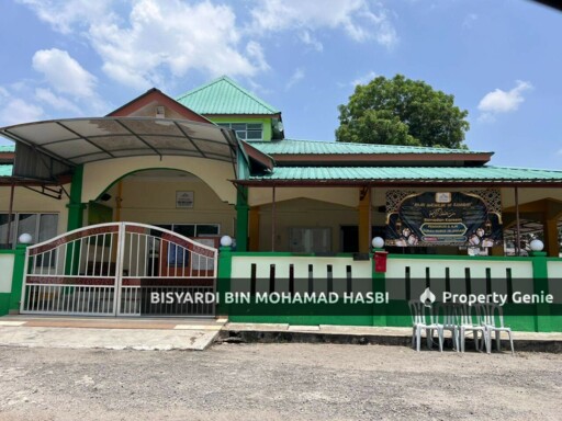 RENOVATED 2 STOREY TAMAN SUBANG MEWAH USJ 1, SUBANG JAYA .