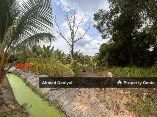 Vacant Bungalow Lot @ Batu 7 Lekir Manjung Sitiawan Perak For Sale