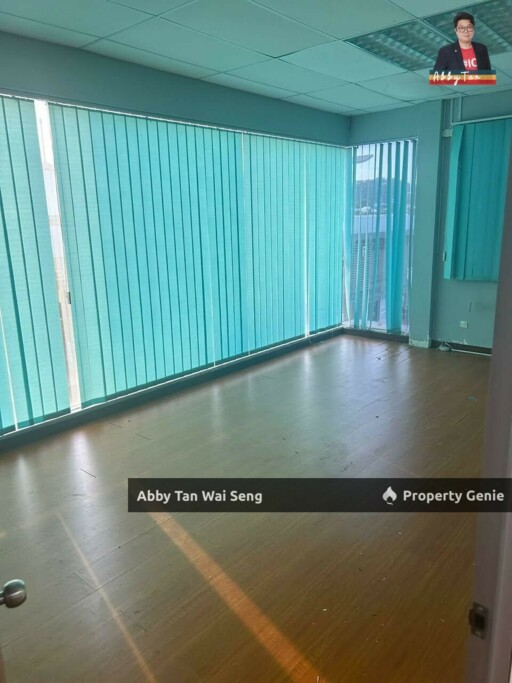 Market 88 | 2nd Floor Office | 4 Partition Rooms