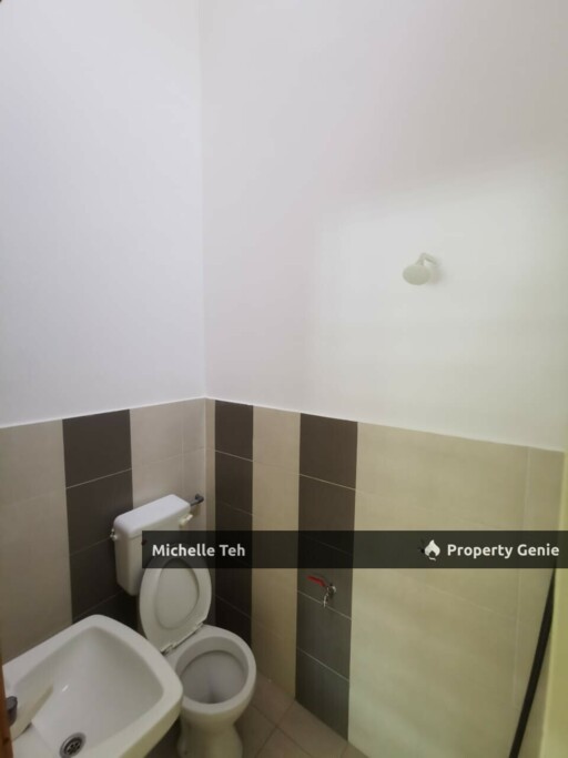 Chemor Perak Single Storey Semi D For Rent